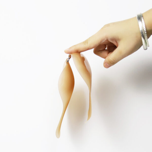 Silicone Mango Push-Up Bra | Invisible Strapless Adhesive Bra - Image 12