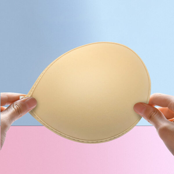 Edge-Wrapped Strapless Adhesive Bra - Image 4
